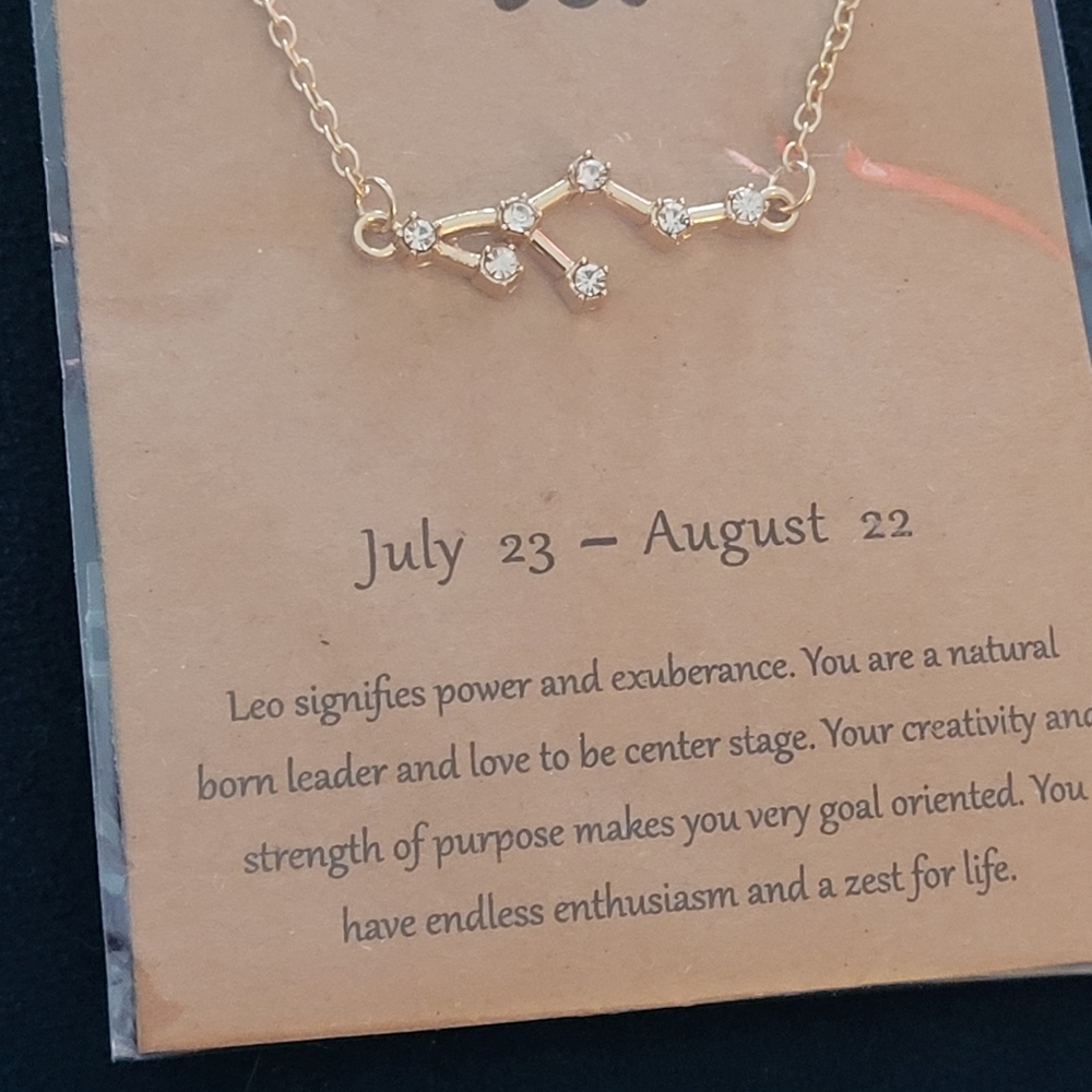 Leo zodiac necklace - Picture 2 of 2